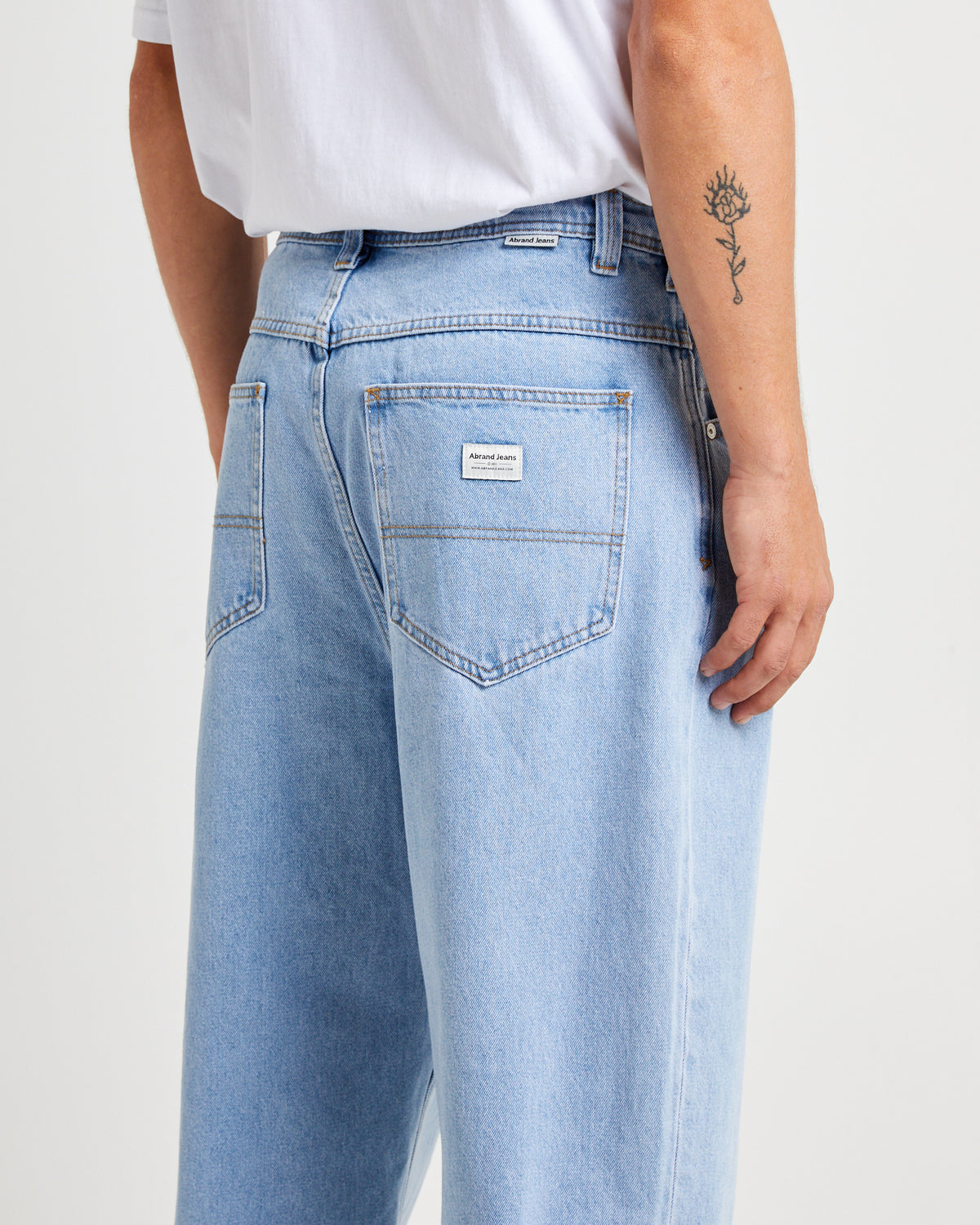 A6 Big Baggy Denim Jeans John BLEACH BLUE