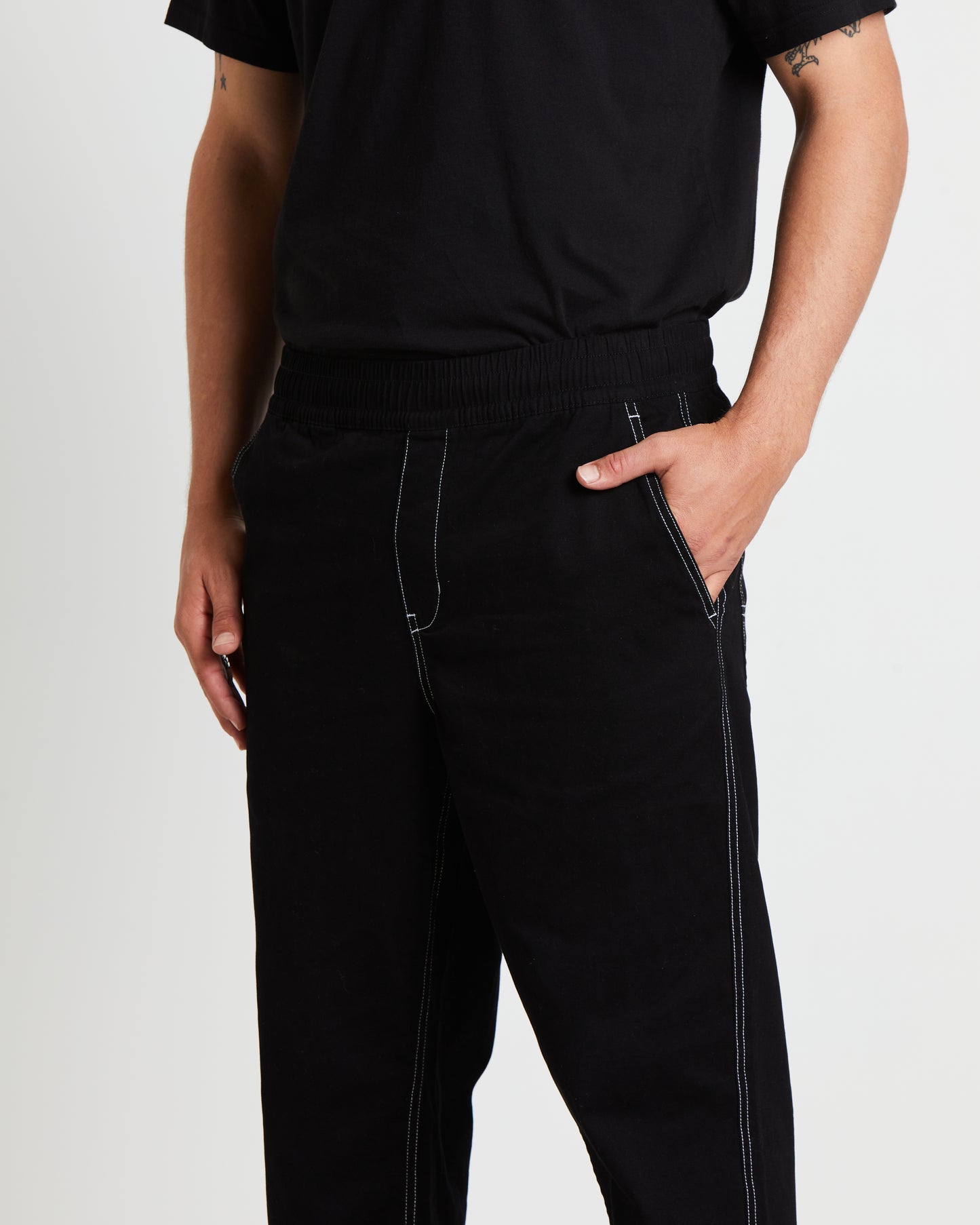 Contrast Stitch Carpenter Pants in Black