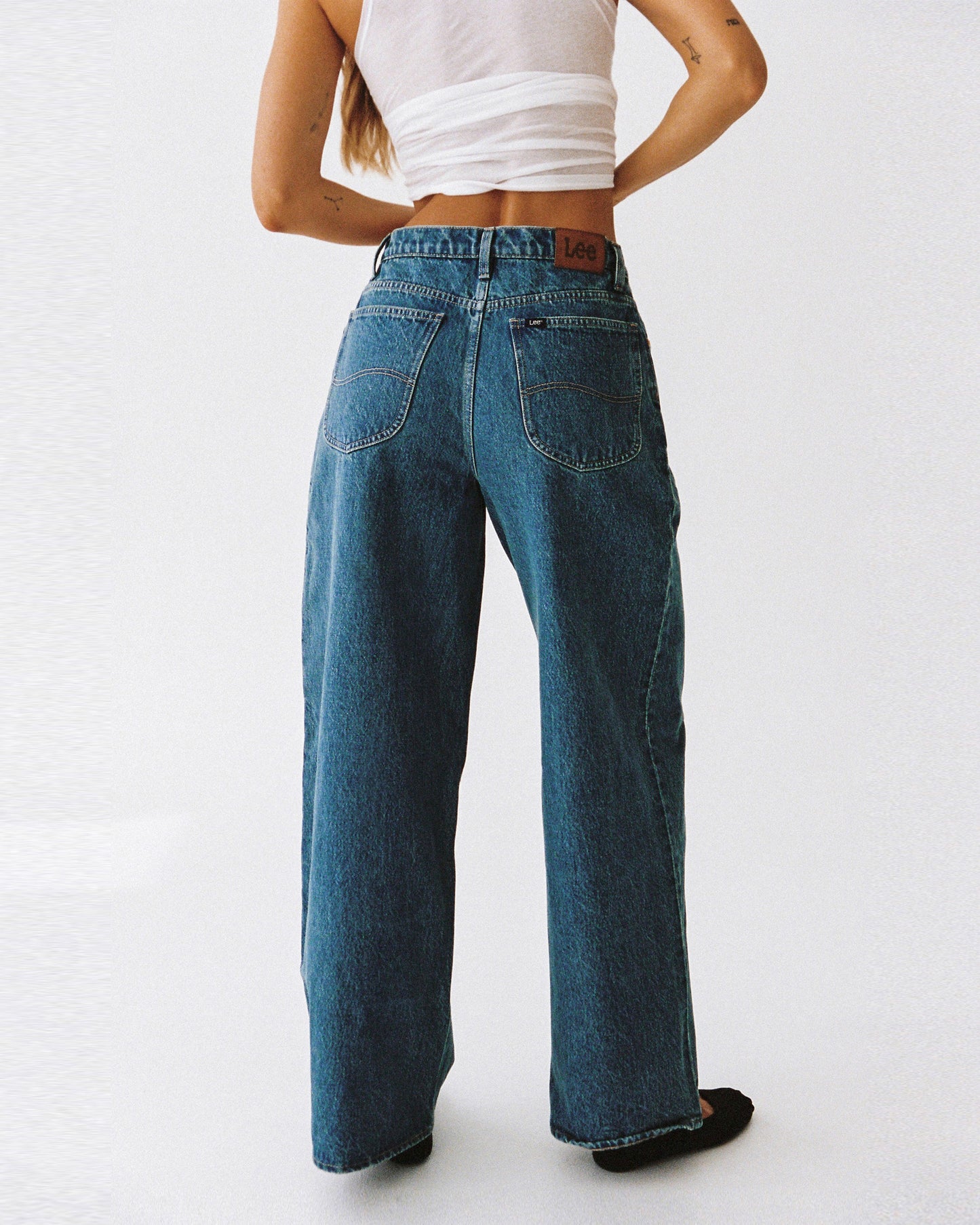 Signature Wide Leg Relaxed Denim Jeans
